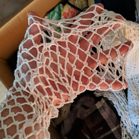 **Sold** Bebe white crochet beach top sz Small - Picture 5 of 5